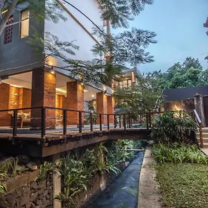 https://merak-village.ubudhotelsnow.com