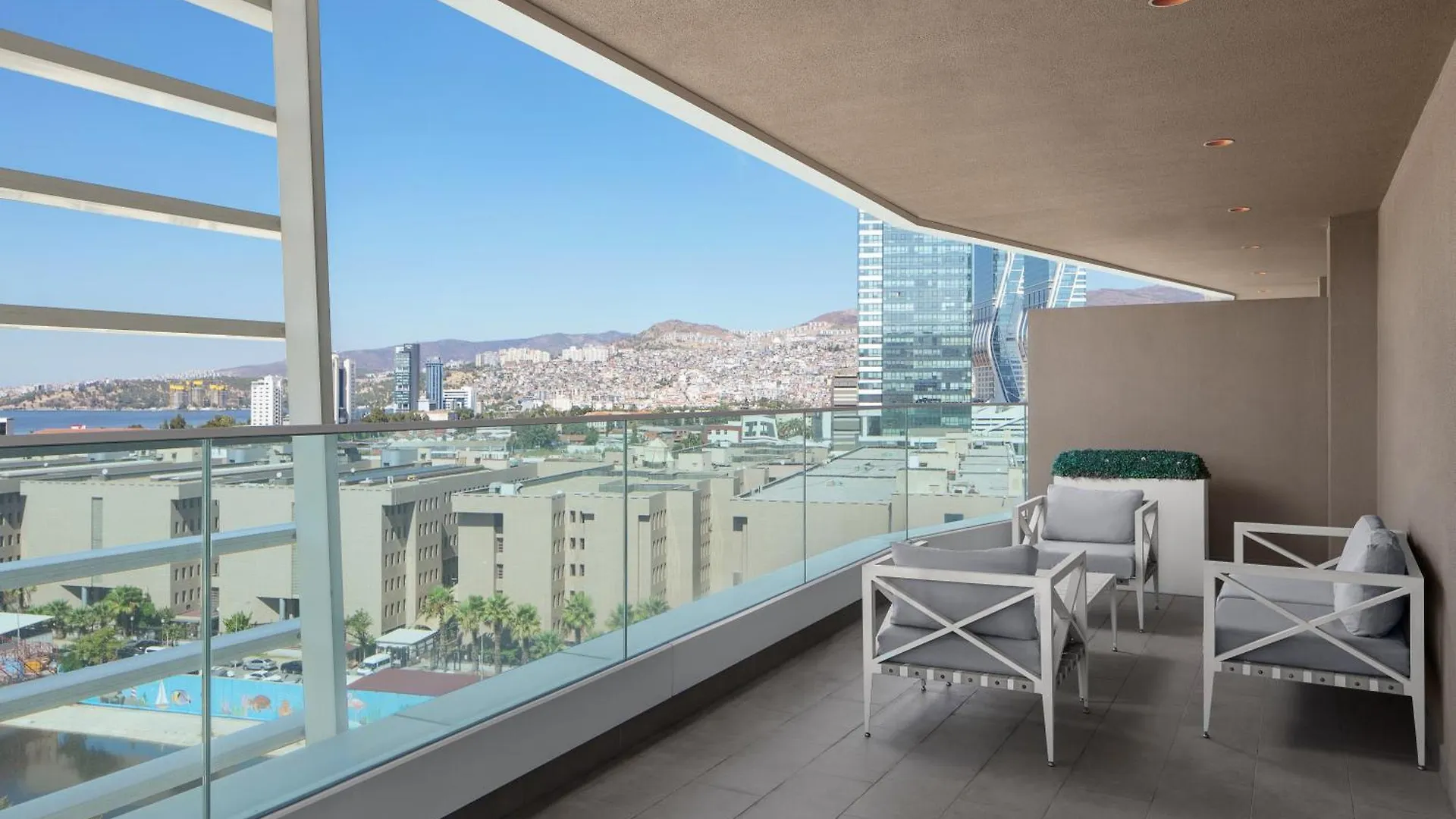 Four Points By Sheraton İzmir 4*,  Türkiye