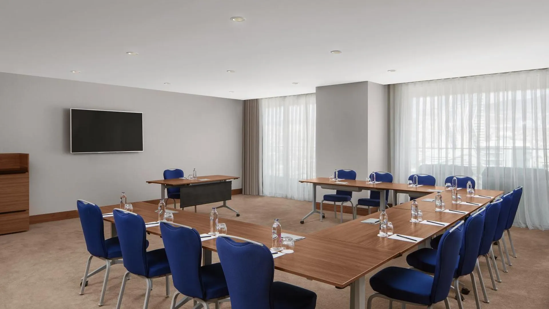Four Points By Sheraton İzmir 4*,  Türkiye